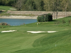Golf Lago 2